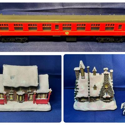 Hawthorne Village Harry Potter Train & Train Station 