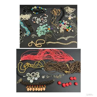 Bits And Bobs Craft Bead Lot 