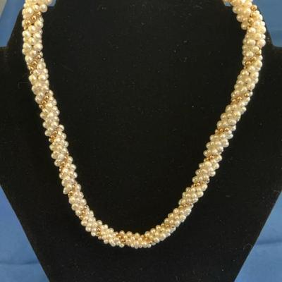 14kt Gold Jacmel Mauritius Pearl Necklace 18” 