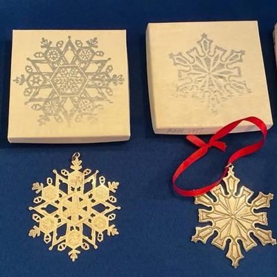 Sterling Silver Snowflakes (LR17)