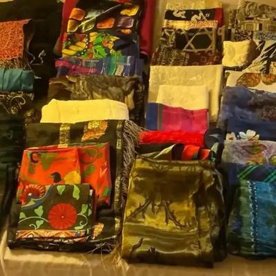 Scarves incl. Pendleton, Metropolitan Museum of Art, Pashmina, & More