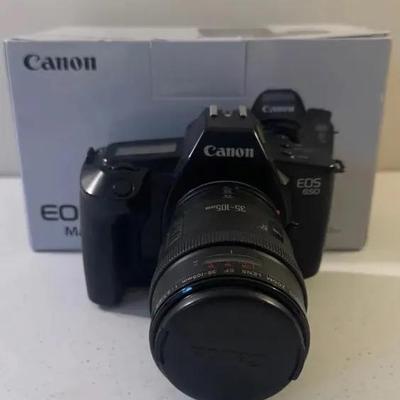 Canon EOS 650 A Digital Camera With 35 To 105 Mm Lens