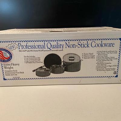Sealed New In Box Pro-HG 2qt, 3qt, 8qt Non-Stick Sauce Pots & 10” Skillet With Lids