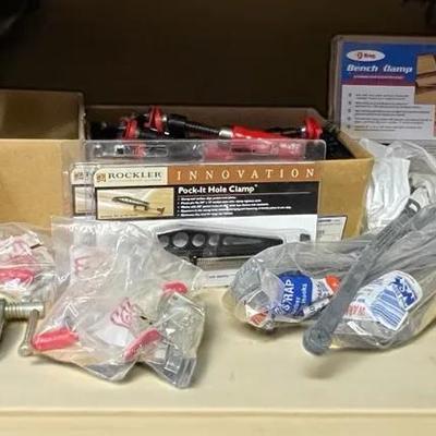 New Besser Hand Clamps (21) Kreg Bench Klamp, Rockler Pock-It Hole Clamp, Plus Bungee Cords
