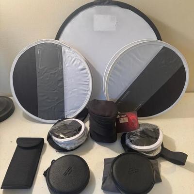 5 Flash Diffuser Soft Boxes, Lens Cover, And Other Accessories
