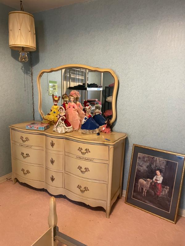 Sale Photo Thumbnail #12