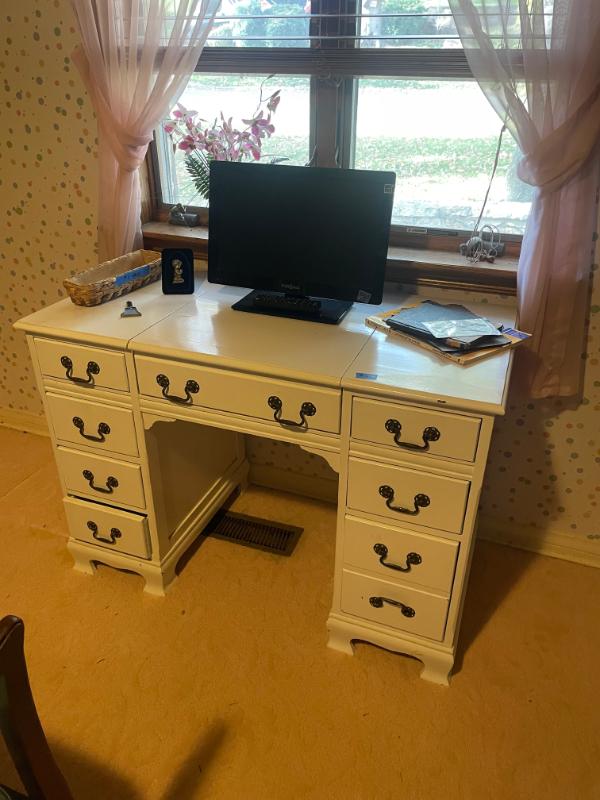 Sale Photo Thumbnail #10