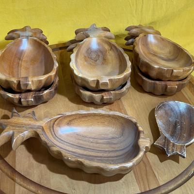 Vintage Monkey Pod wood carved pineapple serving bowl set