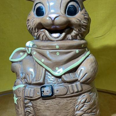 Vintage Twin Winton ceramic Sheriff Bunny cookie jar