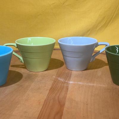 Set of four Vintage ribbed Homer Laughlin ceramic mugs in pastel colors