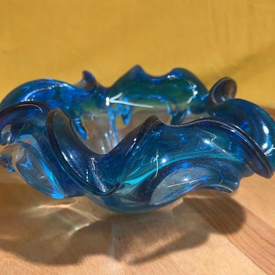 Vintage Murano art glass bowl