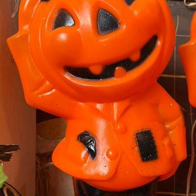 Sale Photo Thumbnail #698