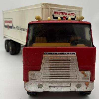 Sale Photo Thumbnail #276