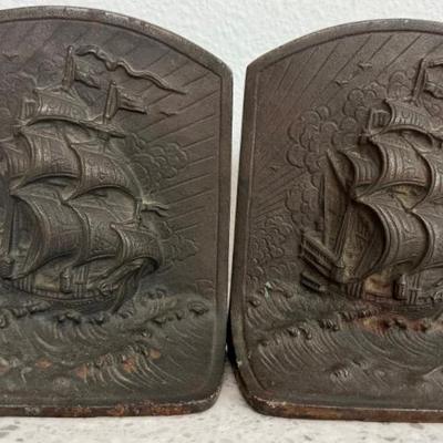 Pair Of Vintage Cast Iron Ship Motif Book Ends