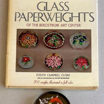 1969 Glass Paperweights Of The Bergstrom Art Center Hardback Book With A Bixler & Johnson Paper Weight