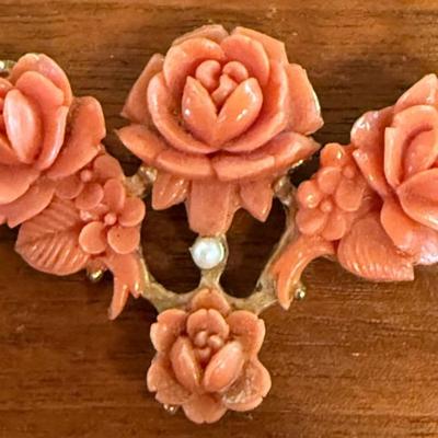 Vintage Coral Flower Carved Pin (as Is)