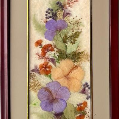 Handcrafted Sri Lanka Pressed Flowers And Grass In Frame