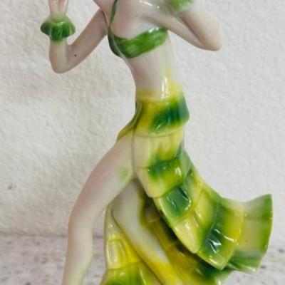 Vintage Germany Art Deco Porcelain Dancing Girl Figurine 8457
Vintage Germany Art Deco Porcelain Dancing Girl Figurine 8457