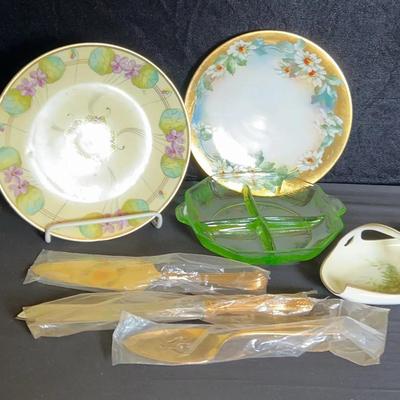 Shades Of Green Serving Items