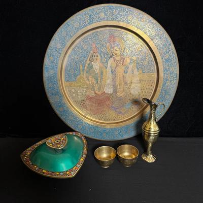 Abada Green Enamel Dish