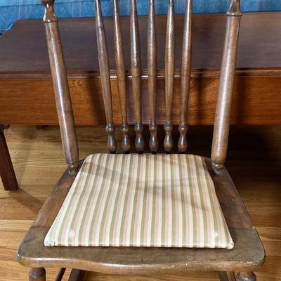 Vintage Style Rocking Chair 