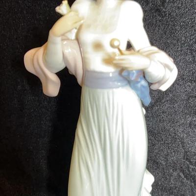 Lladro Number 245