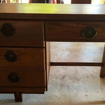 Kroehler Mid Century Dovetail Drawer Wooden Desk