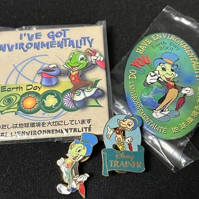Disney Jiminy Cricket Buttons And Pins 