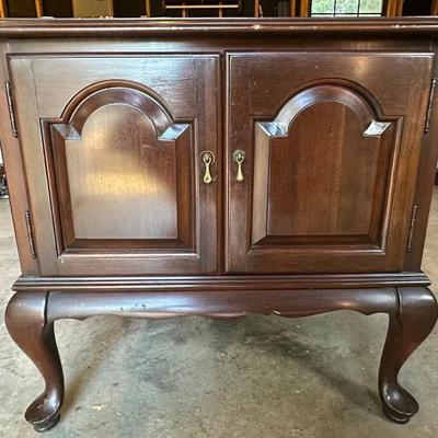 Ethan Allen Side Table 