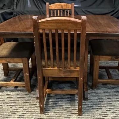 Dining Table And Four Upholstered Chairs 