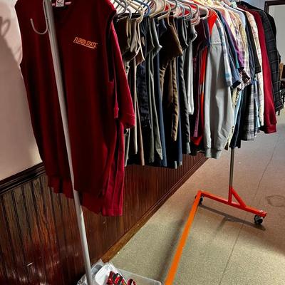 Men’s Clothing Lot•Medium And Large•36 And 38 Waist•86 Pieces