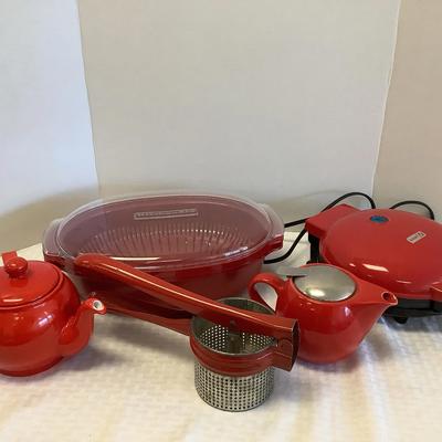 Red Kitchen Helpers (5) Pieces
