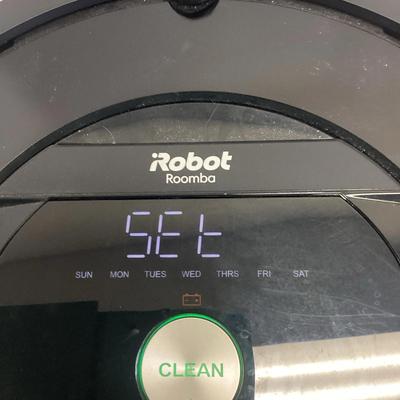 Roomba With Docking Station