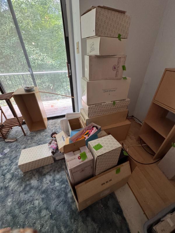 Sale Photo Thumbnail #4