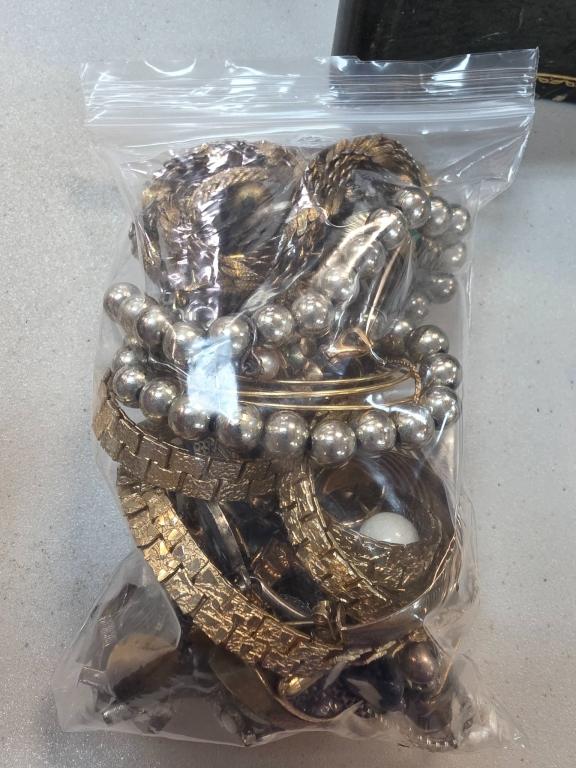 Sale Photo Thumbnail #164