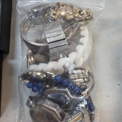 Sale Photo Thumbnail #63