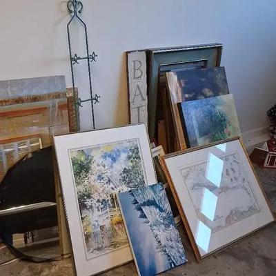 Prints, Mirrors & Home Décor Collection