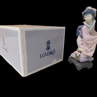 Sale Photo Thumbnail #341