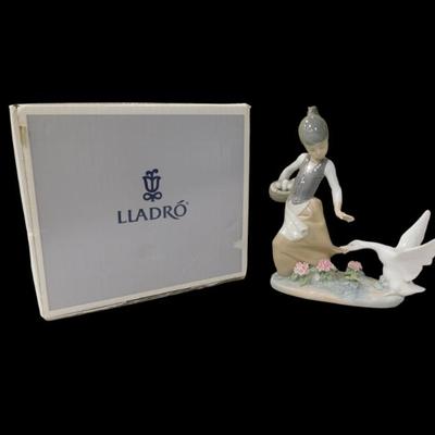 Sale Photo Thumbnail #340