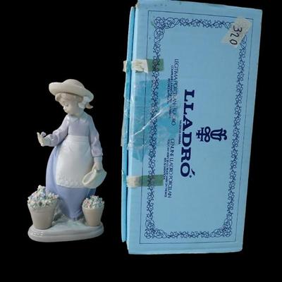 Sale Photo Thumbnail #351