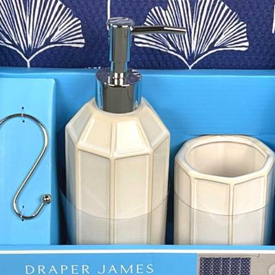 Sale Photo Thumbnail #537