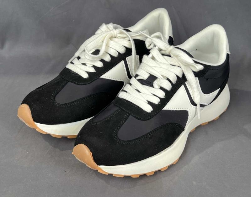 Sale Photo Thumbnail #587