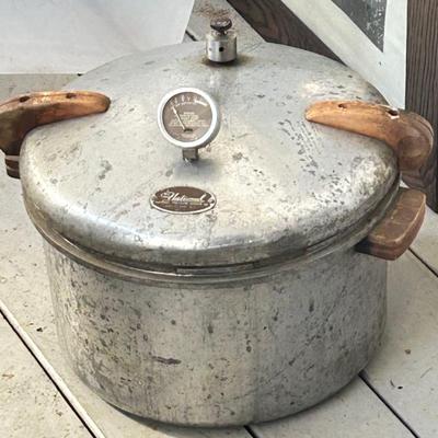 Sale Photo Thumbnail #103