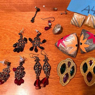 Lot Of Earrings
