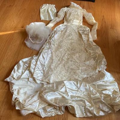 Vintage Wedding Dress