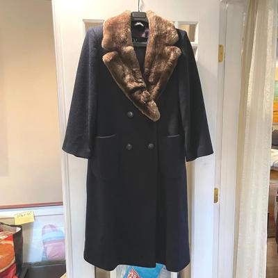 Vintage Navy Blue Wool And Fur Collar Women’s Coat