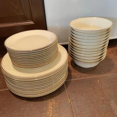 Sadler Wellington Ivory China
