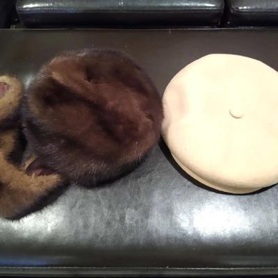 Two vintage women's hats and fur collar