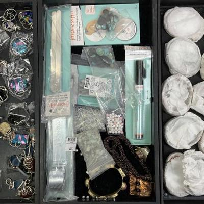 Sale Photo Thumbnail #827