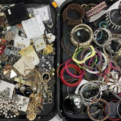 Sale Photo Thumbnail #869